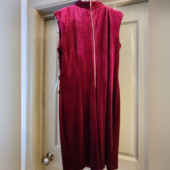 Karl Lagerfeld Paris Size 12 Red Sleeveless Dress - Picture 2 of 8